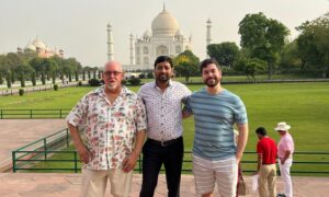 Read more about the article Agra’s Top-Rated Tour Guides Who Bring the Taj Mahal to Life