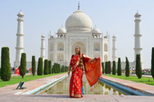 Read more about the article Where to Book Best Taj Mahal Tour with Professional Photographer