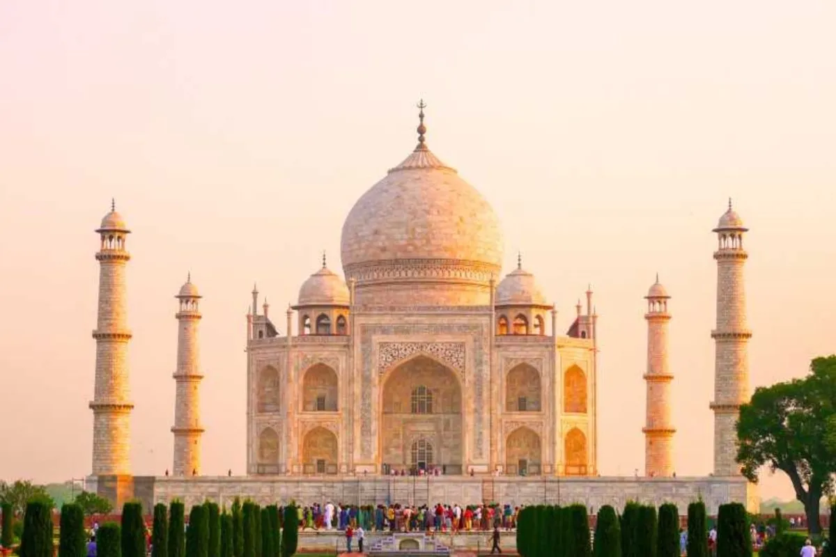 Taj mahal Tour From Delhi - wow tour guide