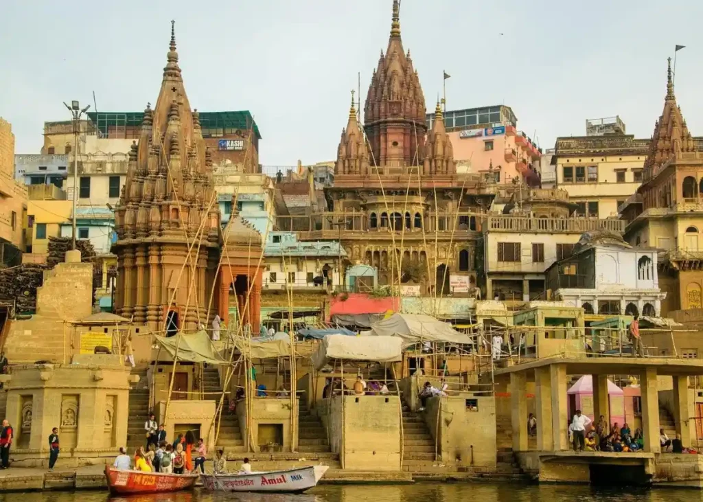Golden Triangle Tour with Varanasi – Temples, Palaces and Ghats