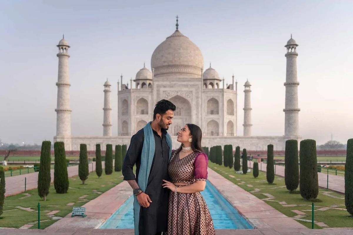 Licensed Tour Guide in Agra